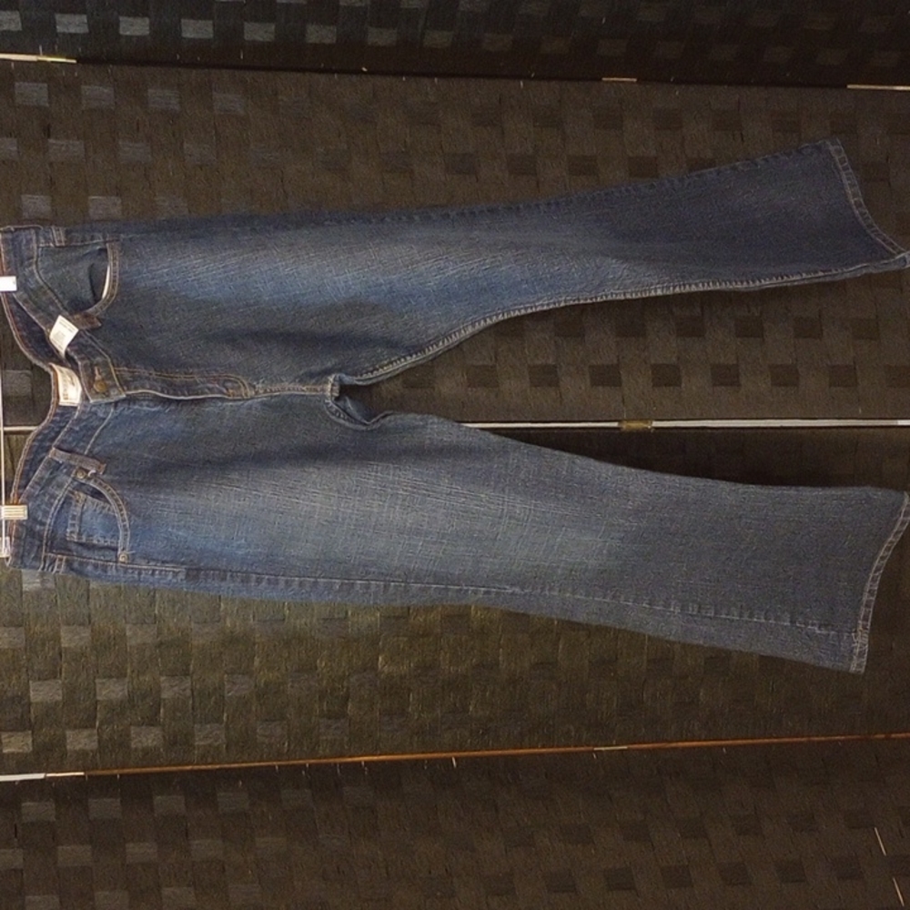 Levi Strauss stretch low rise bootcut jeans size Misses 18 medium